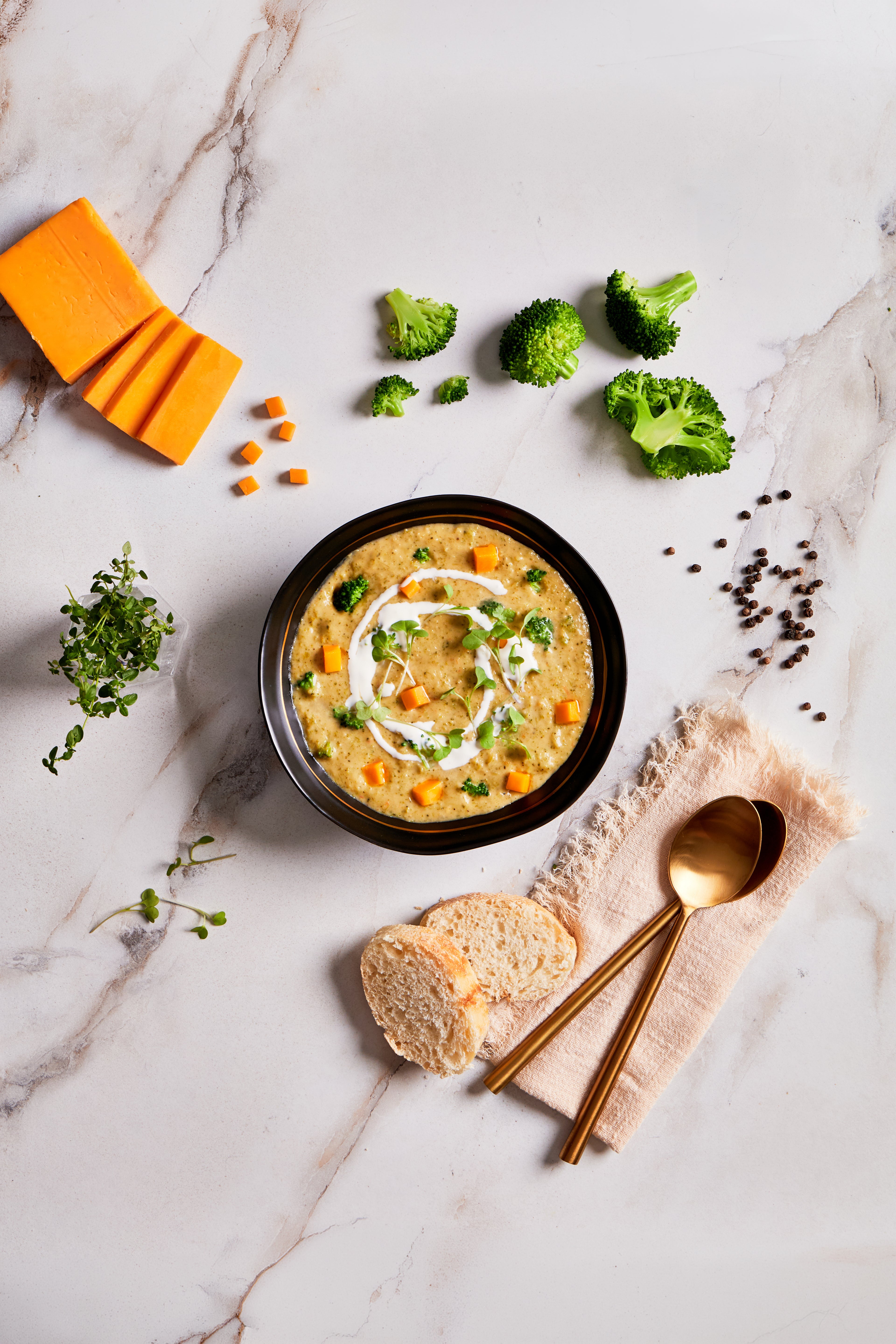 9x BROCCOLI CHEDDAR SOUP 🌱