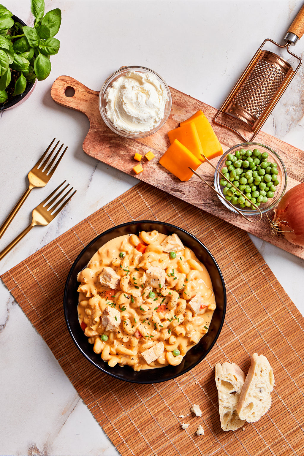 9x CHICKEN MAC & CHEESE 🐓
