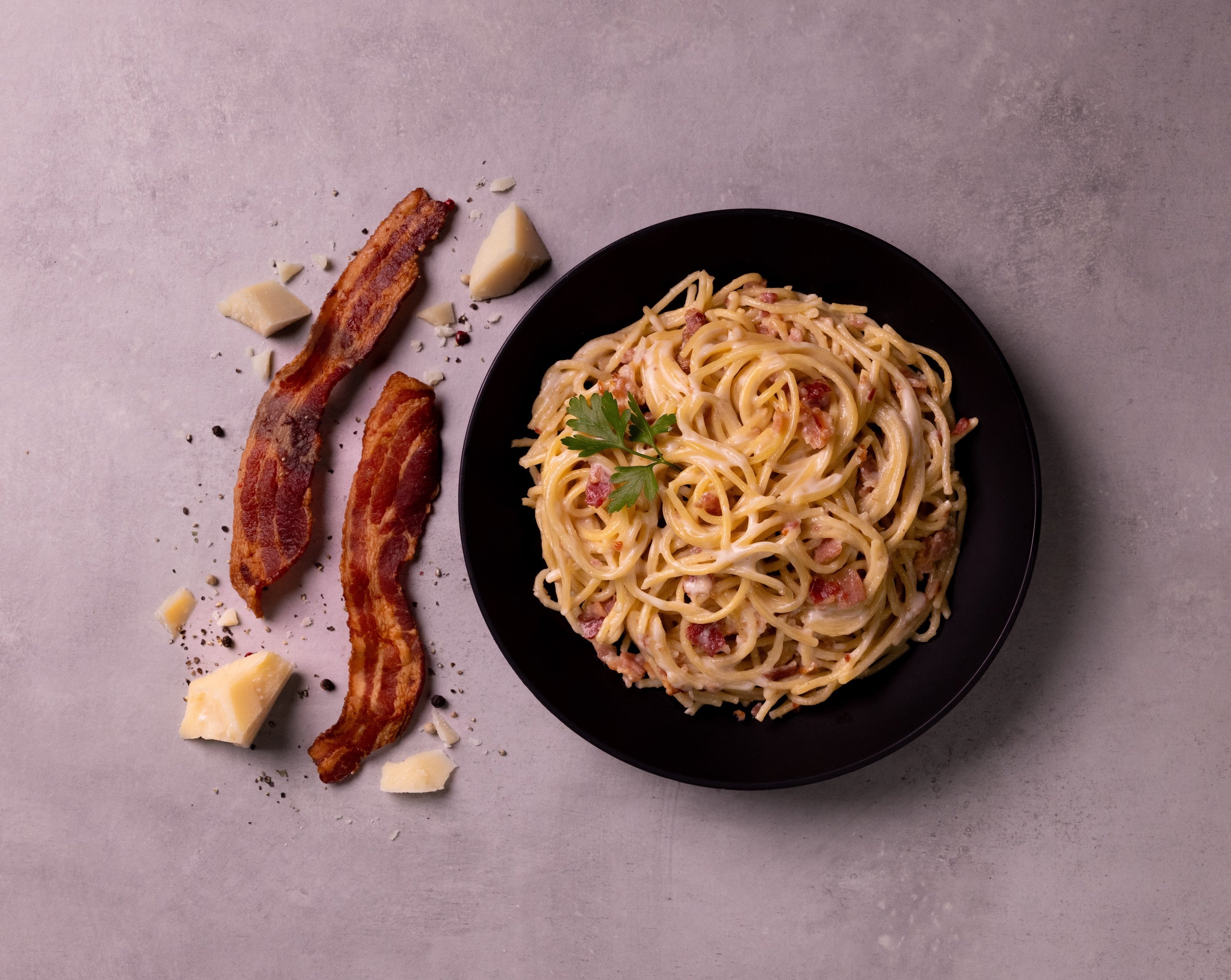 9 X SPHAGHETTI ALLA CARBONARA 🐖